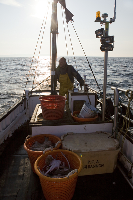 Fishing boat (c) Toby Roxburgh/2020VISION