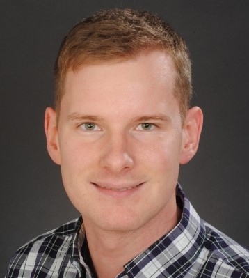 Lucas Porz headshot smiling