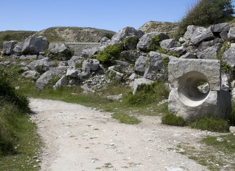 Tout quarry stone sculpture